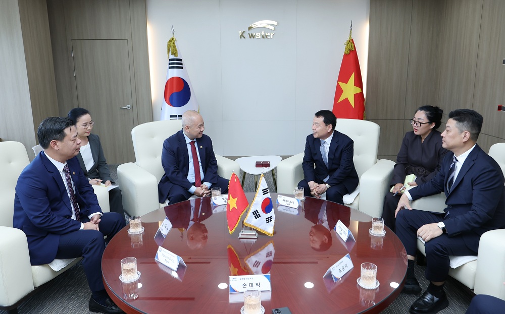 리로케이션 2.0 매거진 | VietBiz Korea (https://vietbiz.kr)